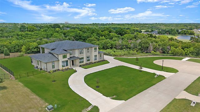 389 Hidden Leaf Circle, Sunnyvale, TX 75182