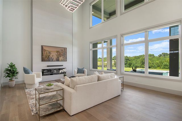 389 Hidden Leaf Circle, Sunnyvale, TX 75182