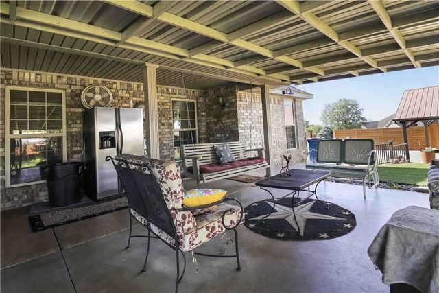 8701 Ruth Lane, Bentonville, AR 72713