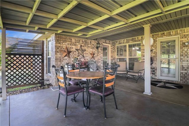 8701 Ruth Lane, Bentonville, AR 72713