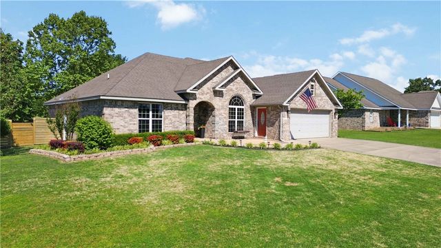 8701 Ruth Lane, Bentonville, AR 72713