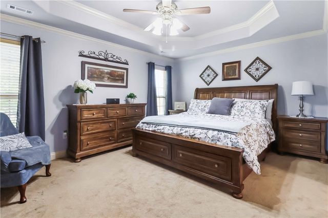 8701 Ruth Lane, Bentonville, AR 72713