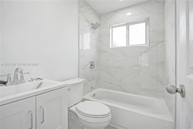 5701 SW 37th Street, Davie, FL 33314
