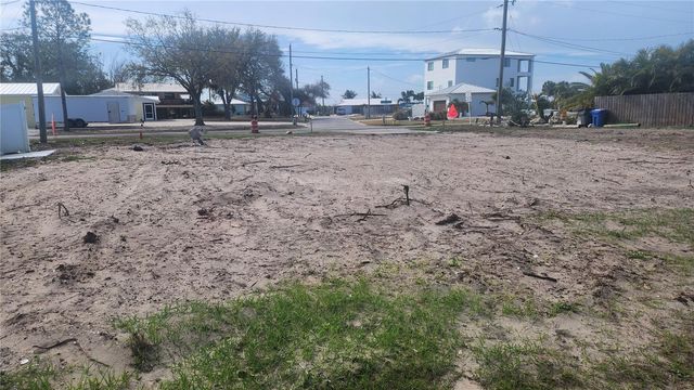 3203 W SHELL POINT ROAD, Ruskin, FL 33570