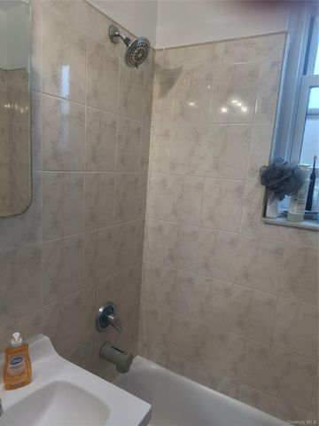 1304 Midland Avenue B41, Yonkers, NY 10704