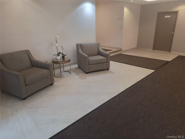 1304 Midland Avenue B41, Yonkers, NY 10704