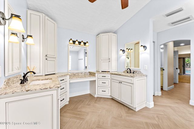 1711 Flamevine Place, Malabar, FL 32950