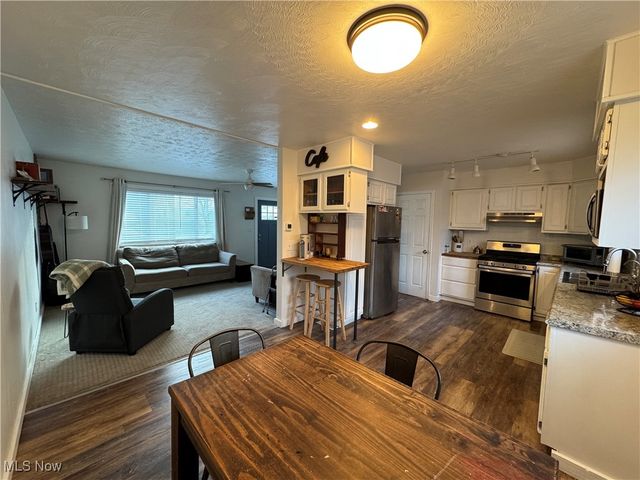 634 N Hartford Avenue, Youngstown, OH 44509