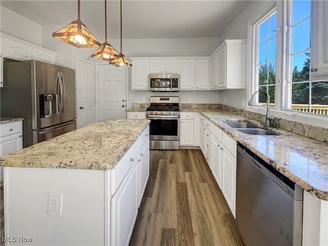 9740 Burton Drive, Twinsburg, OH 44087