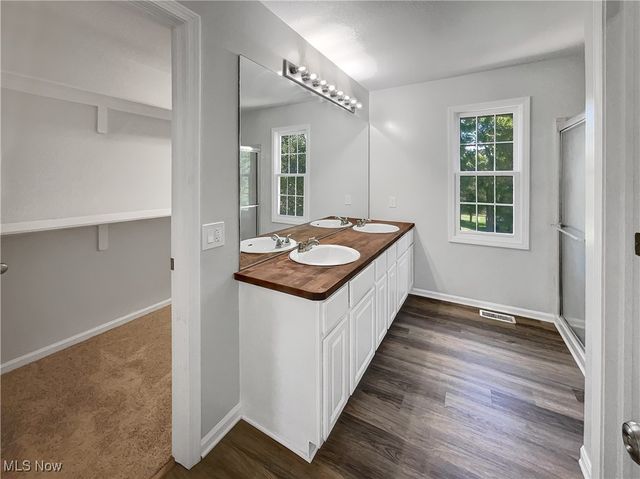 9740 Burton Drive, Twinsburg, OH 44087