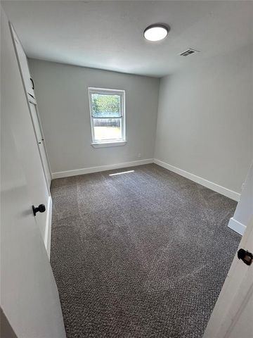 2116 Westchester Drive, The Village, OK 73120