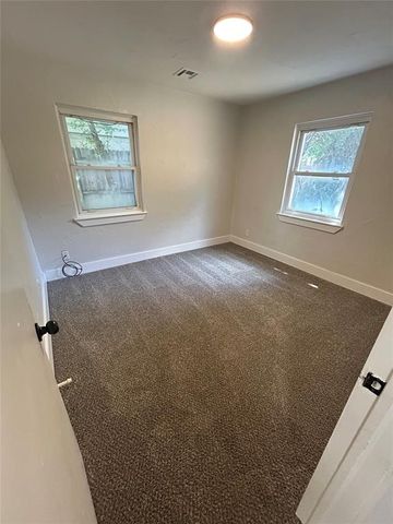 2116 Westchester Drive, The Village, OK 73120