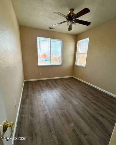 6982 Poco Bueno Circle, Sparks, NV 89436