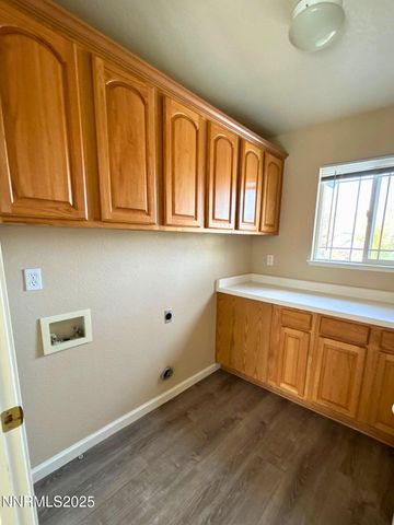 6982 Poco Bueno Circle, Sparks, NV 89436
