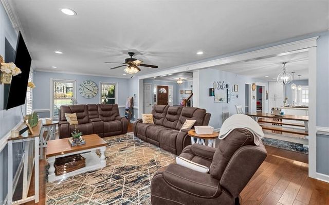 613 Dorado Circle, High Point, NC 27265