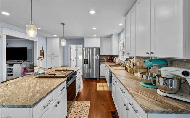 613 Dorado Circle, High Point, NC 27265