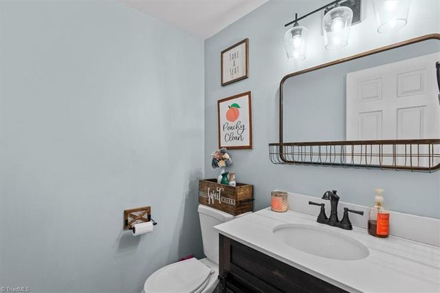 613 Dorado Circle, High Point, NC 27265