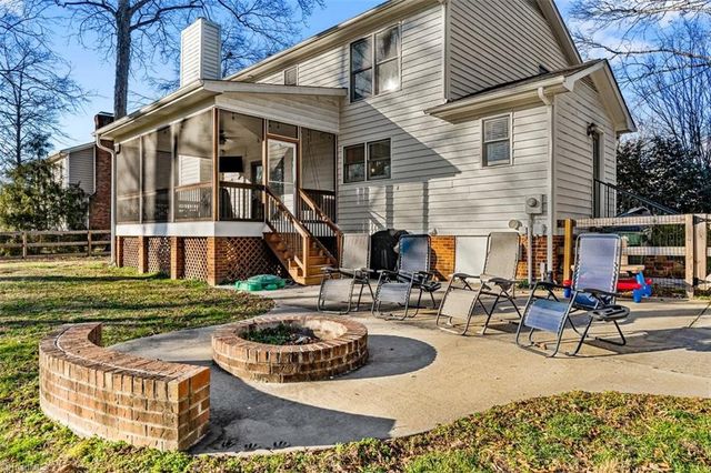 613 Dorado Circle, High Point, NC 27265