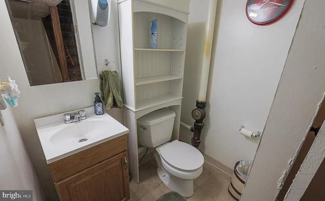 8739 CIMARRON CIR, Baltimore, MD 21234