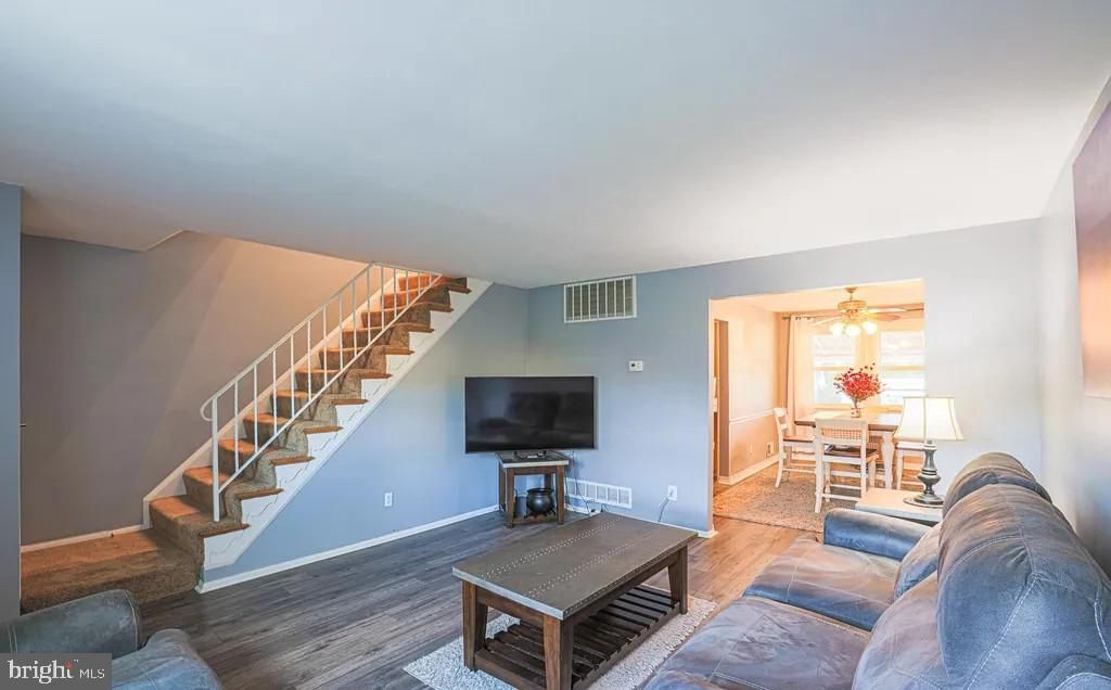 8739 CIMARRON CIR, Baltimore, MD 21234