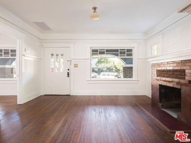 412 W Windsor Road, Glendale, CA 91204