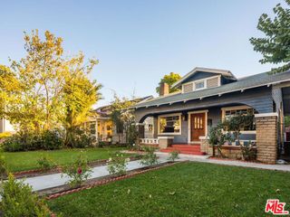 412 W Windsor Road, Glendale, CA 91204