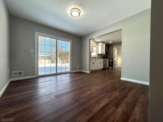 4 Dorothea Ter, Lawrence Twp., NJ 08648