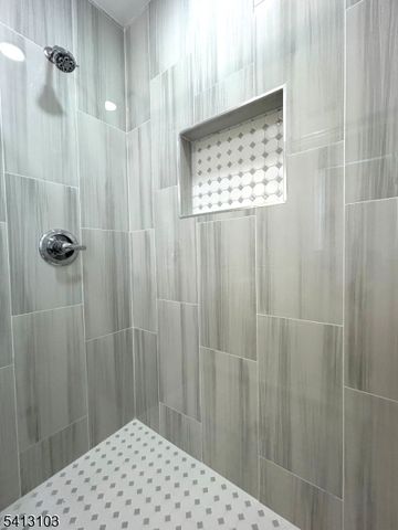 4 Dorothea Ter, Lawrence Twp., NJ 08648