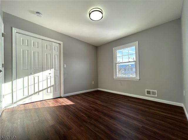 4 Dorothea Ter, Lawrence Twp., NJ 08648