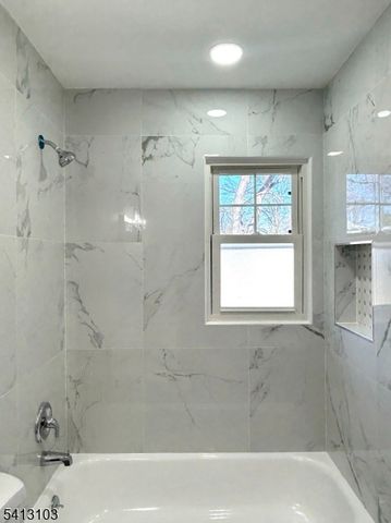 4 Dorothea Ter, Lawrence Twp., NJ 08648