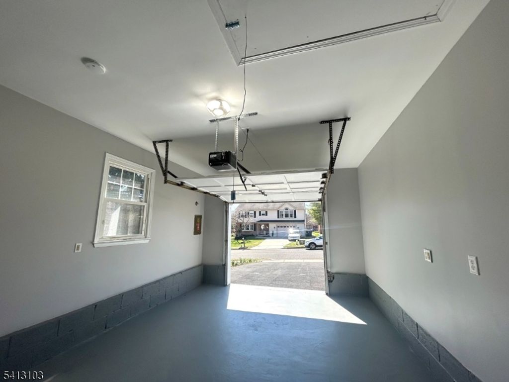 Image 39 of property listing at 4 Dorothea Ter, Lawrence Twp., NJ 08648