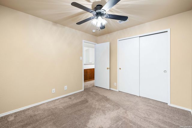 8663 Silent Oaks, San Antonio, TX 78250