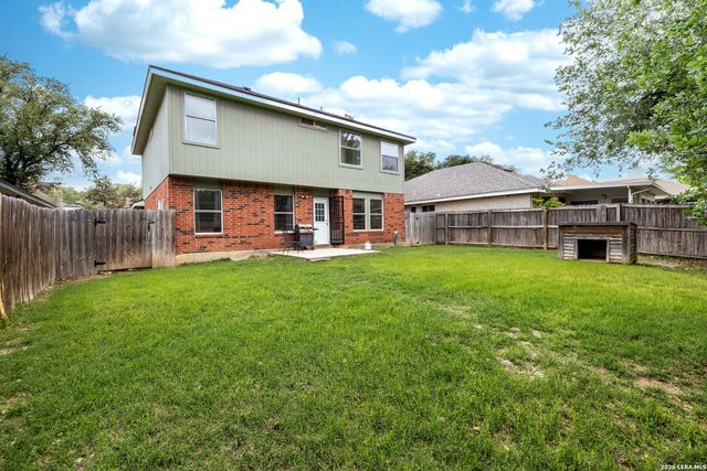 8663 Silent Oaks, San Antonio, TX 78250
