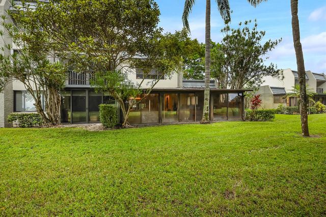 4803 Esedra Court, Lake Worth, FL 33467