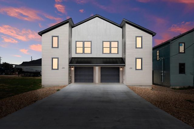 306 S Avenue P Ave A, Marble Falls, TX 78654