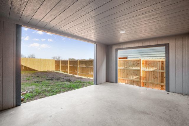 306 S Avenue P Ave A, Marble Falls, TX 78654