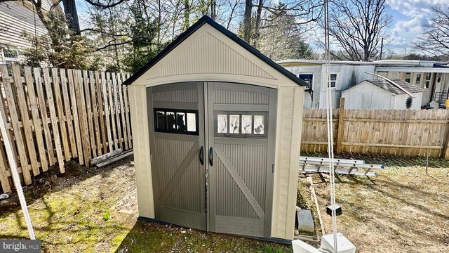 11209 MOBILE DR, Fairfax, VA 22030