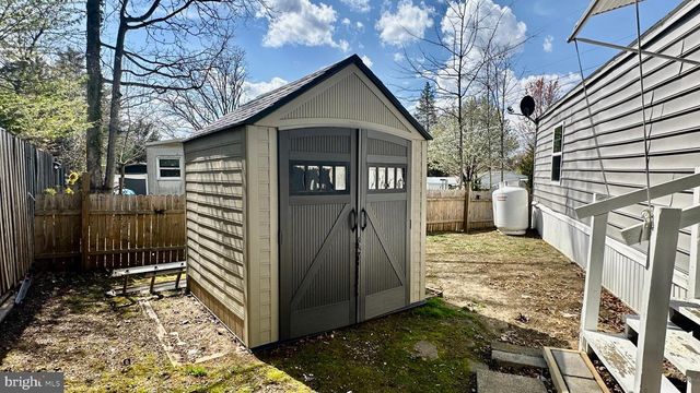11209 MOBILE DR, Fairfax, VA 22030