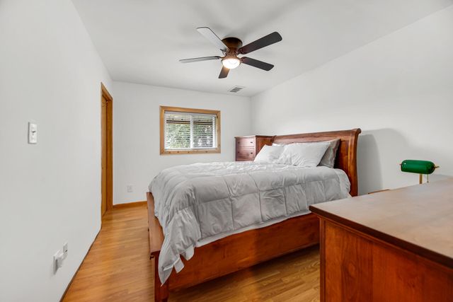 674 W 1000 S, Hebron, IN 46341