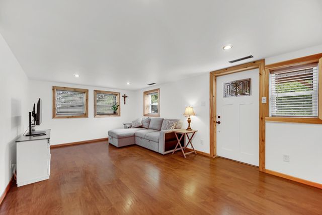 674 W 1000 S, Hebron, IN 46341