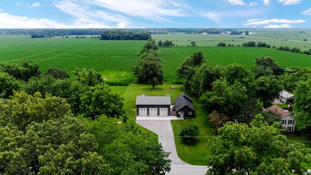 674 W 1000 S, Hebron, IN 46341