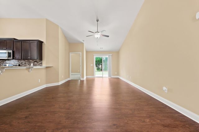 920 Foxtail Dr., Longs, SC 29568