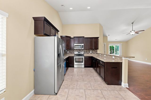 920 Foxtail Dr., Longs, SC 29568