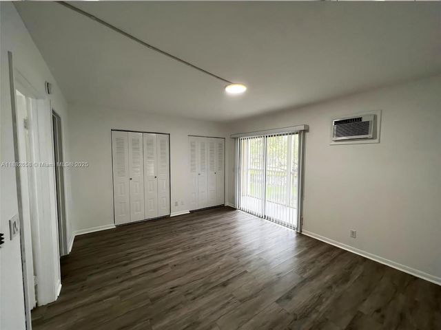 200 SW 132nd Way 203L, Pembroke Pines, FL 33027