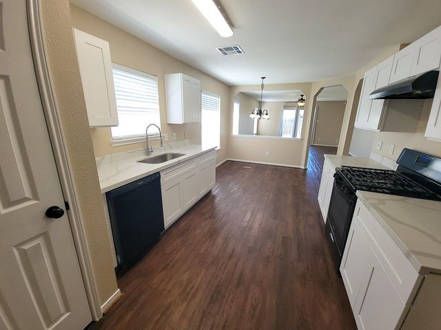 3408 Wheatstalk Lane, Pearland, TX 77581