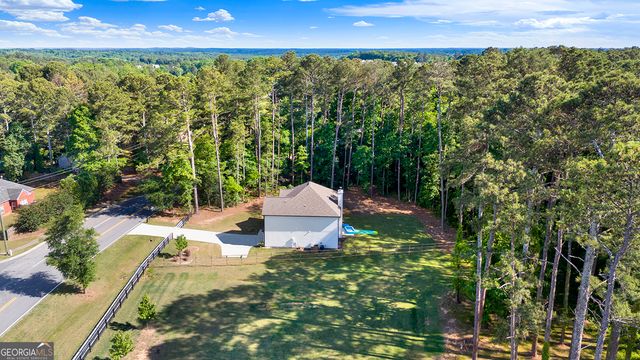 407 Corinth Church Road, Winder, GA 30680