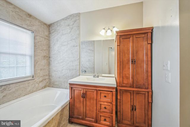 1718 SEVERN TREE CT, Severn, MD 21144
