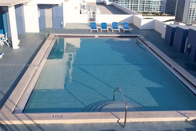 401 69th St 304, Miami Beach, FL 33141