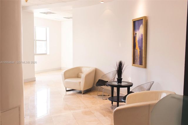 401 69th St 304, Miami Beach, FL 33141