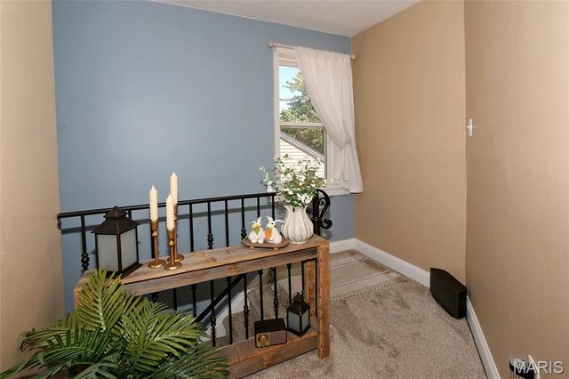 6772 Bartmer Avenue, University City, MO 63130